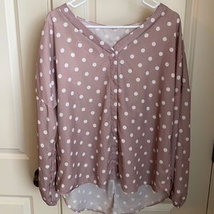 Hi-low long sleeve blouse